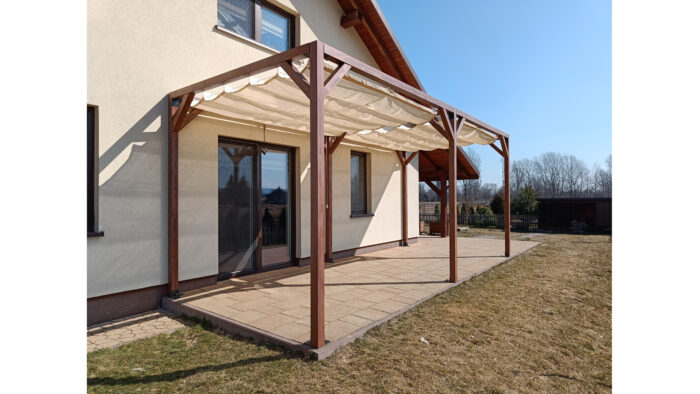 Pergola  PW drewno lakierowane 398 x 388 cm  bursztyn